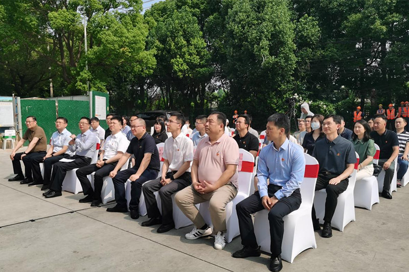 党建领航聚协力，工业建设添动力